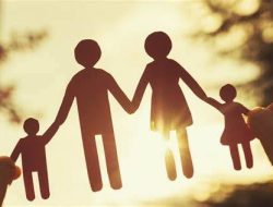 Mengenal ‘Eggshell Parenting’: Ketika Anak Harus ‘Berjalan di Atas Cangkang Telur’ dan Cara Memutus Rantainya