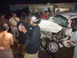 Truk Tangki Hantam Minibus dalam Kecelakaan di Tayan Hulu Kabupaten Sanggau