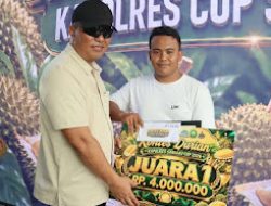 Petani Asal Entikong Juarai Kompetisi Durian Unggulan Sanggau Tingkat Kabupaten