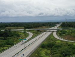 Akses Menuju Singkawang Padat Merayap Proyek Pembangunan Jalan Tol Kalbar Makin Mendesak?