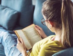 Alarm Literasi Gen Z! Dosen di AS Sampai Ubah Cara Mengajar karena Mahasiswa Sulit Memahami Bacaan