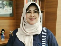 Dokter Tifa Yakin Ijazah Jokowi Palsu, Kini Usulkan Sistem Verifikasi Capres Independen
