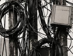 Kabel Jakarta: Ketika Langit Kota Dipenuhi Risiko yang Dibiarkan