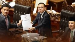 Surat Komitmen DPR Dipertanyakan, Palti Hutabarat Soroti 4 Tanda Tangan dari 3 Pimpinan