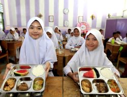Jaga Keamanan dan Kualitas Pangan, BGN: Batas Waktu Konsumsi MBG Paling Lambat 4 Jam Setelah Makanan Matang