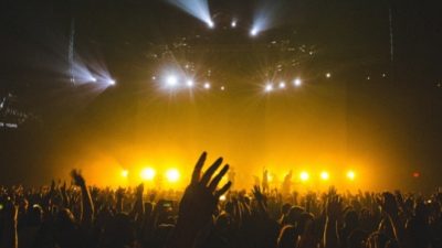 Tren Concert-Going Modern: Kala Menonton Konser Jadi Pengalaman Gaya Hidup Utuh